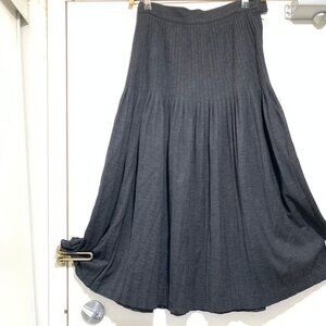 VINTAGE  ROCCOBAROCCO MADE IN ITALY MIDI PLEATED SKIRTS SIZE 27